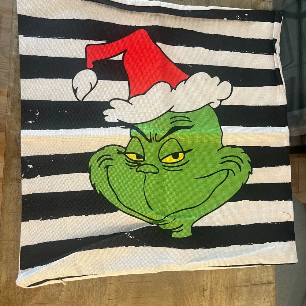 2 grinch pillow covers